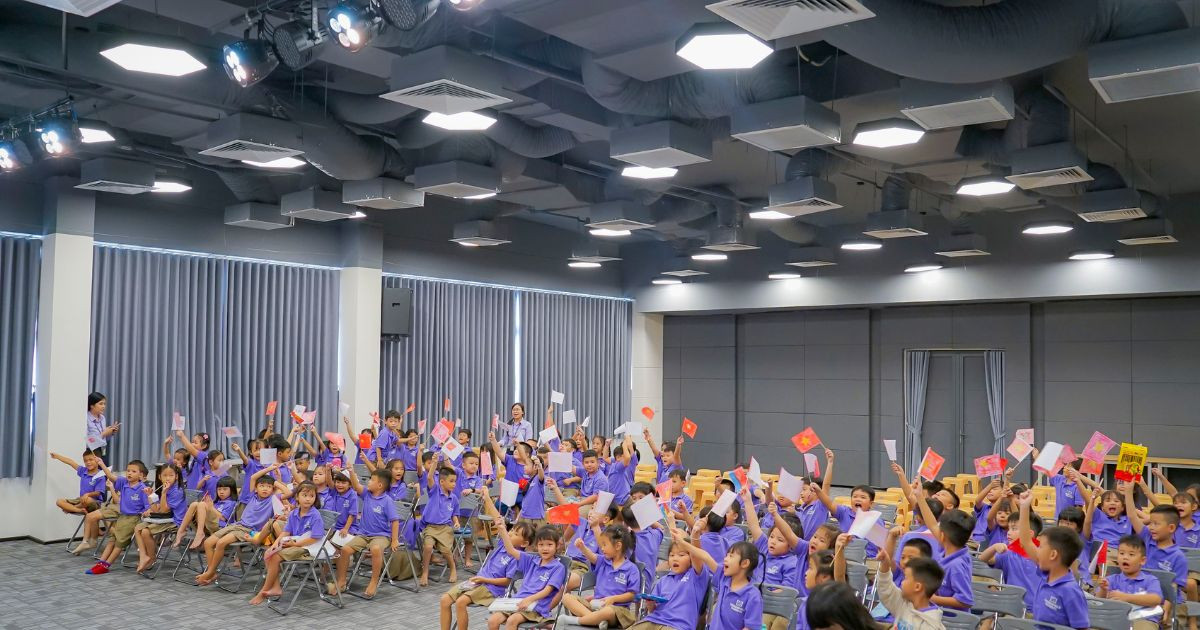Sắc đỏ vàng trong mắt em thơ - Workshop dành cho Khối 1-2 chào mừng Đại lễ 80 năm Cách Mạng Tháng Tám thành công và Quốc Khánh 2/9