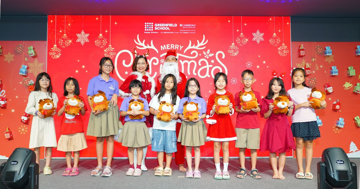 Trọn niềm hân hoan mừng Giáng Sinh tại ngày hội "Be the light of love"