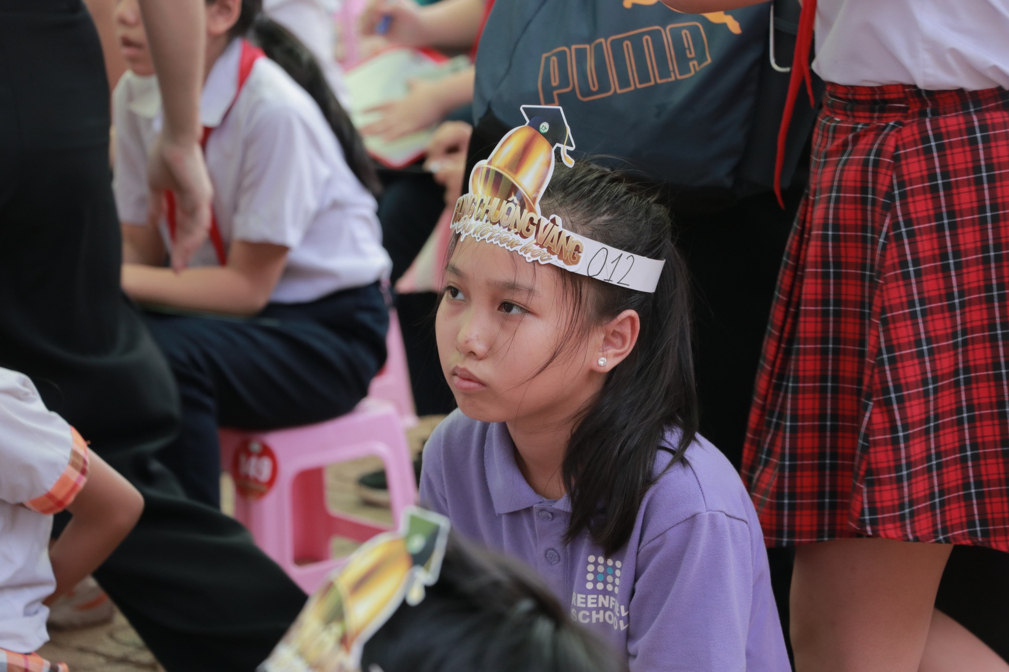 Học sinh Greenfield School lắng nghe phần thi